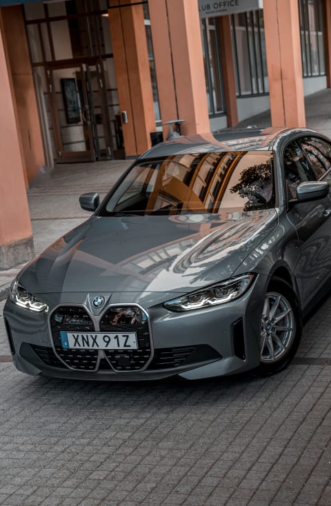BMW i4 Charged - Privat